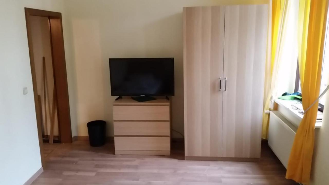 Hotel-Garni "Zum Loewen" Bad Freienwalde Ngoại thất bức ảnh