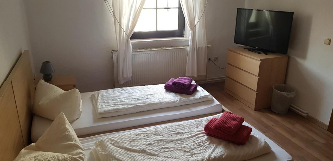 Hotel-Garni "Zum Loewen" Bad Freienwalde Ngoại thất bức ảnh