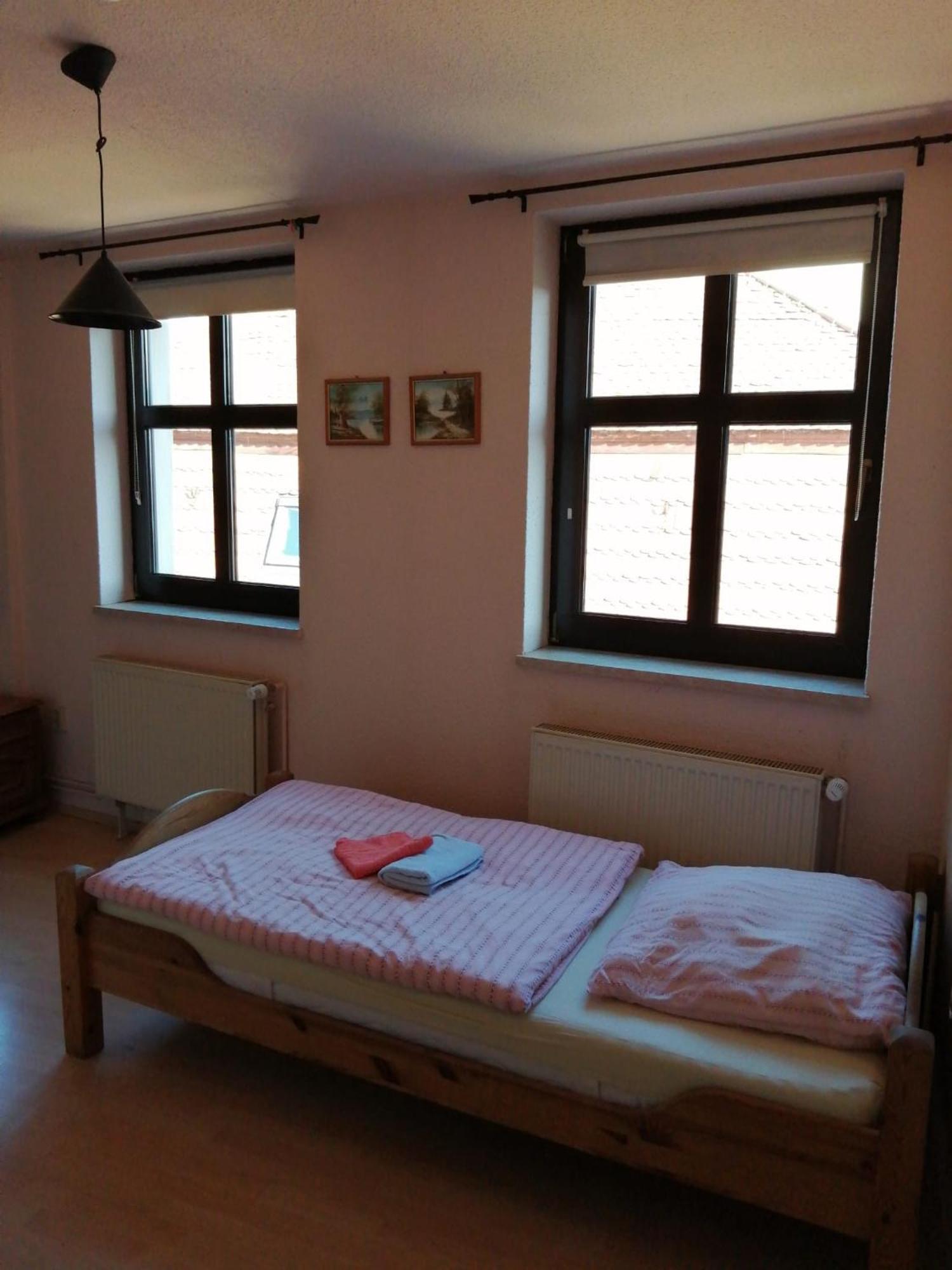 Hotel-Garni "Zum Loewen" Bad Freienwalde Ngoại thất bức ảnh