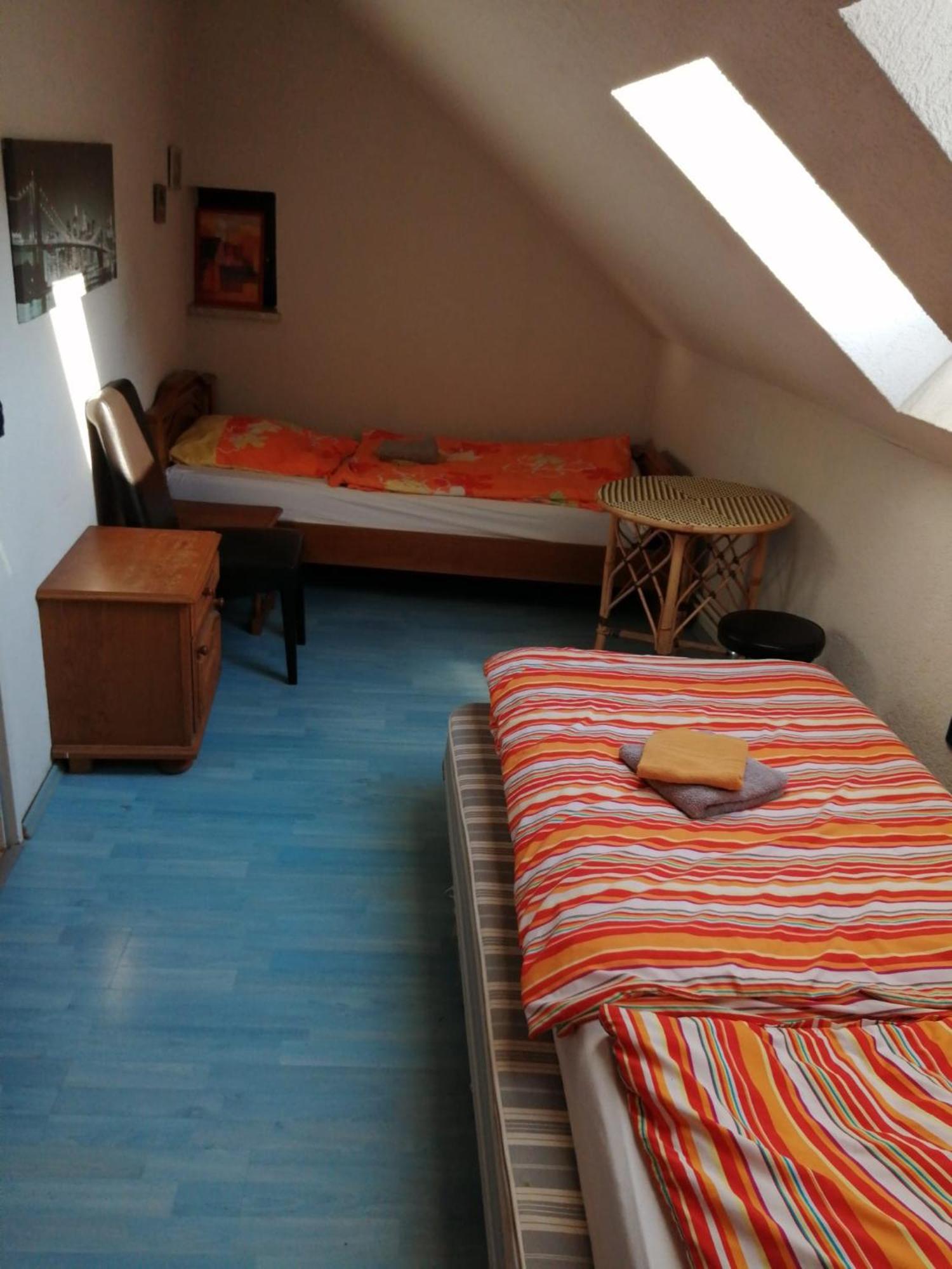 Hotel-Garni "Zum Loewen" Bad Freienwalde Ngoại thất bức ảnh